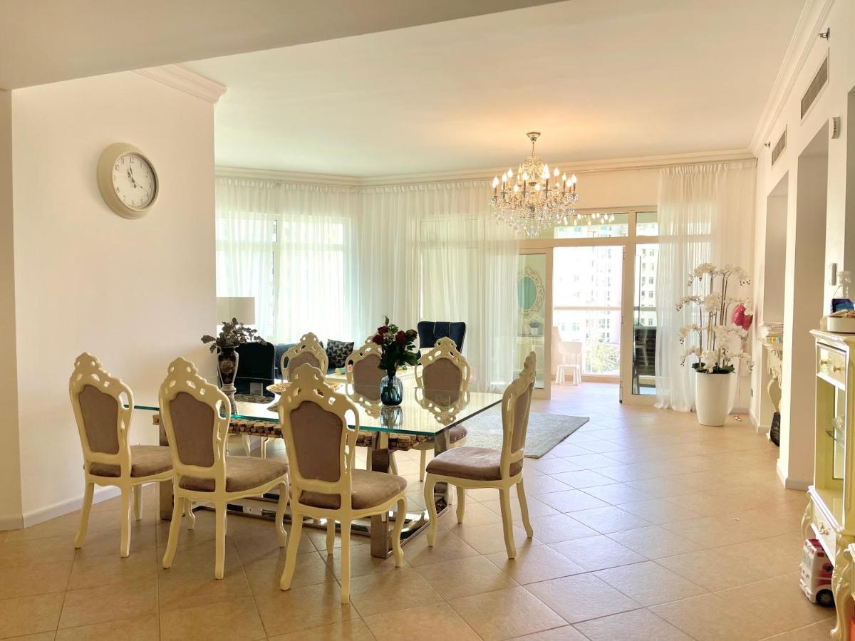 Luxury, Spacious, Beachfront, 3Bd Apartment With Private Beach Access! Dubai Exterior foto